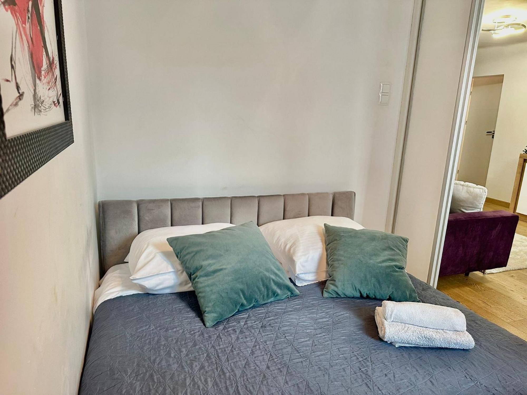 Chmielna 106 - Free Parking - Duzy Balkon Apartment Warsaw Exterior photo